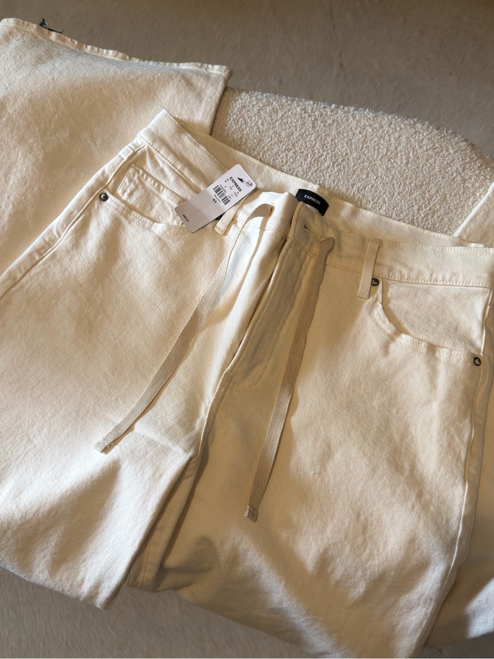 EXPRESS High Rise Wide Leg Stretch Drawstring Waist Jeans in Cream